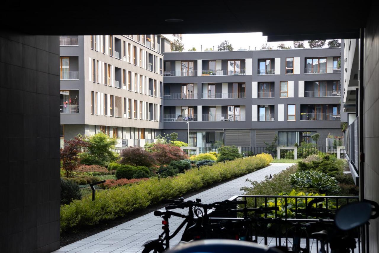 Unique Apt Eve - Free Garage 克拉科夫 外观 照片