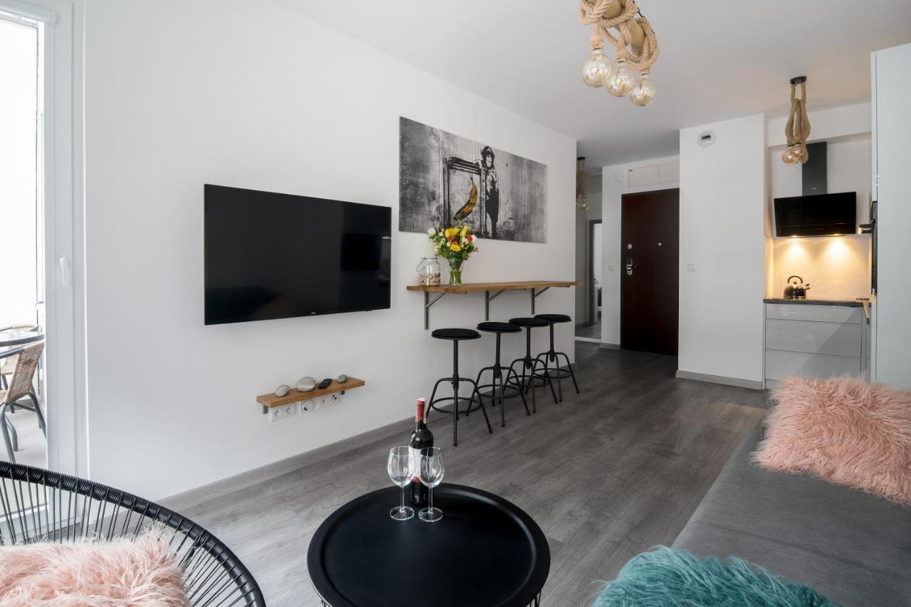 Unique Apt Eve - Free Garage 克拉科夫 外观 照片